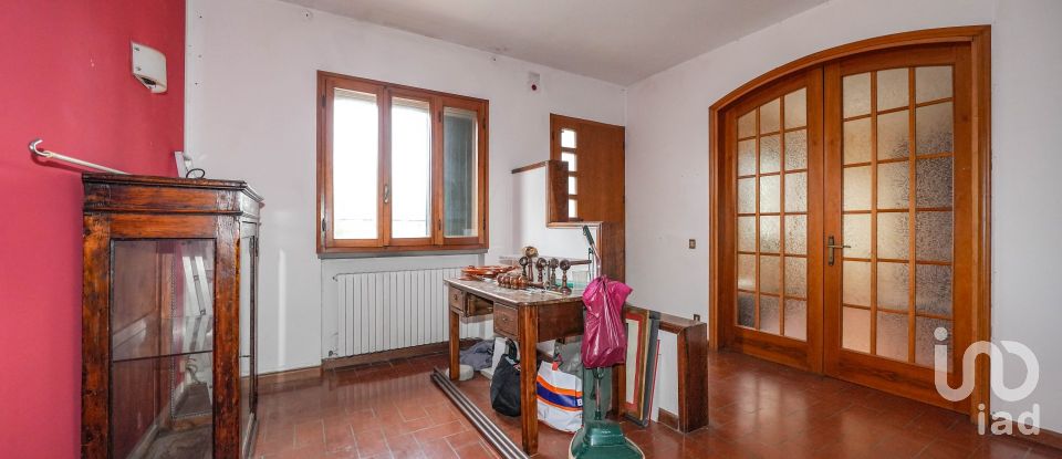 Casa indipendente / Villa 10 locali di 270 m² in Portomaggiore (44015)