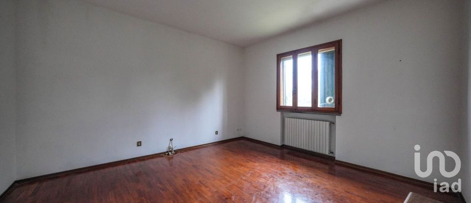 Casa indipendente / Villa 10 locali di 270 m² in Portomaggiore (44015)