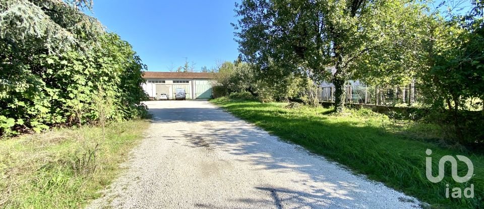 Casa indipendente / Villa 8 locali di 350 m² in Montichiari (25018)