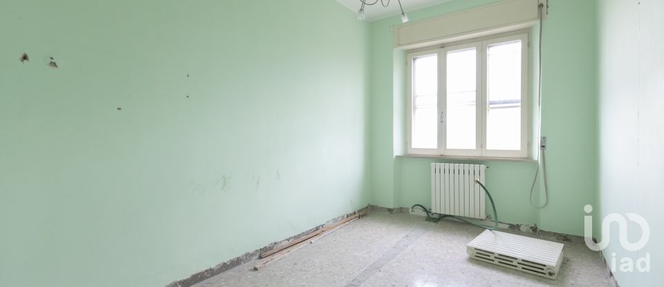 Casa indipendente / Villa 4 locali di 340 m² in Osimo (60027)