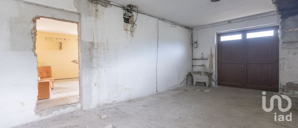 Casa indipendente / Villa 4 locali di 340 m² in Osimo (60027)