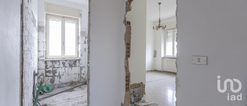 Casa indipendente / Villa 4 locali di 340 m² in Osimo (60027)