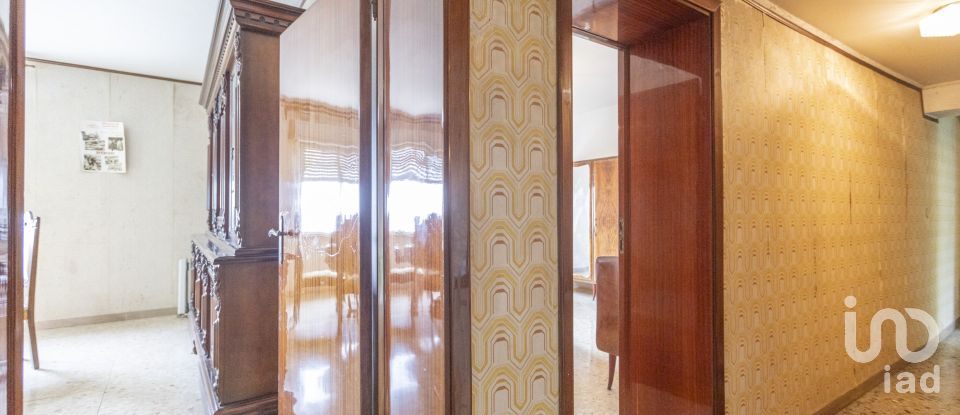 Country home 5 rooms of 200 m² in Jesi (60035)