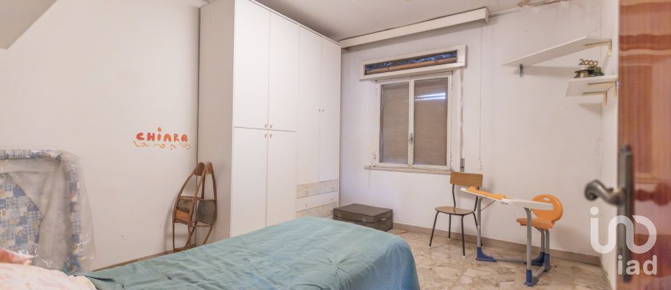 Country home 5 rooms of 200 m² in Jesi (60035)