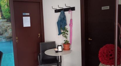 Attività locali di 120 m² in Genova (16155)