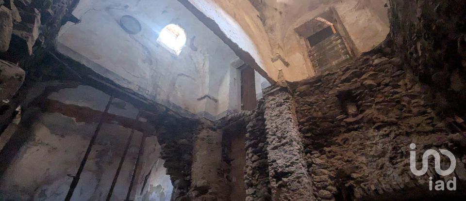 Costruzione di 120 m² in Orco Feglino (17024)