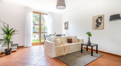 Villa a schiera 5 locali di 141 m² in Comabbio (21020)