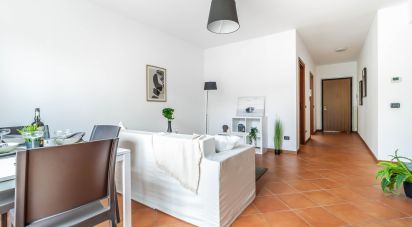 Villa a schiera 5 locali di 141 m² in Comabbio (21020)