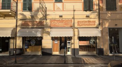 Bar di 75 m² in Loano (17025)