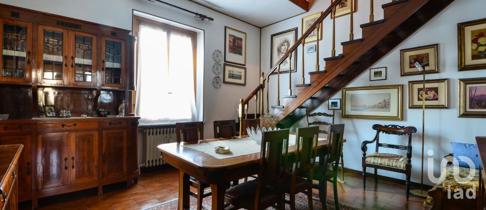 Appartamento 5 locali di 150 m² a Cairo Montenotte (17014)