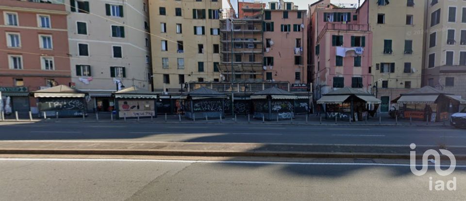 Attività locali di 15 m² in Genova (16126)