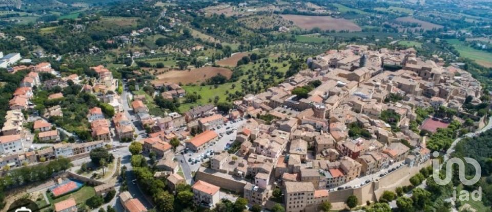 Casa indipendente / Villa 6 locali di 135 m² in Civitanova Marche (62012)