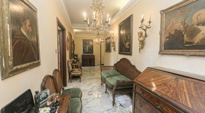 Appartamento 11 locali di 230 m² a Genova (16146)