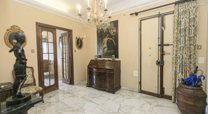 Appartamento 11 locali di 230 m² a Genova (16146)