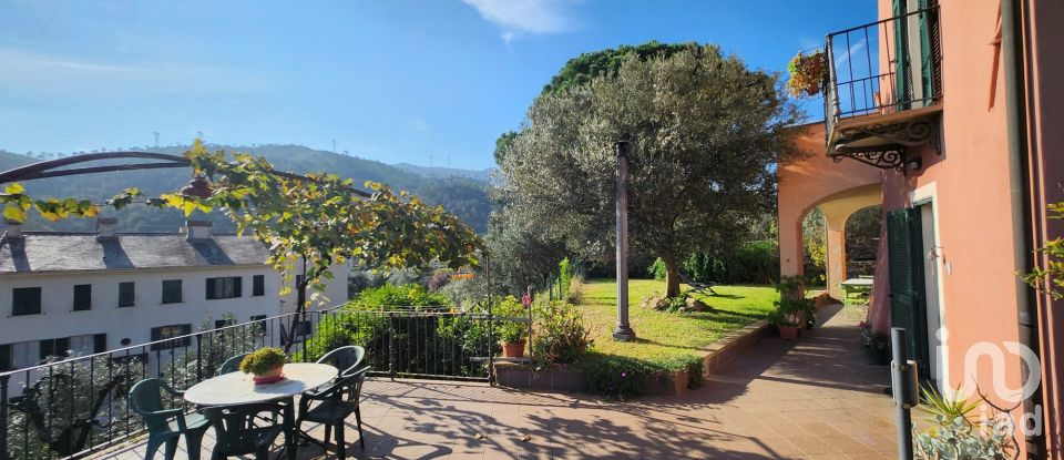 Casa indipendente / Villa 9 locali di 250 m² in Quiliano (17047)