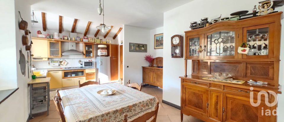 Casa indipendente / Villa 9 locali di 250 m² in Quiliano (17047)