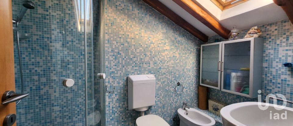 Casa indipendente / Villa 9 locali di 250 m² in Quiliano (17047)