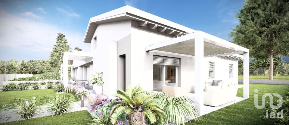 Villa Bifamiliare 5 locali di 160 m² in Castel Goffredo (46042)