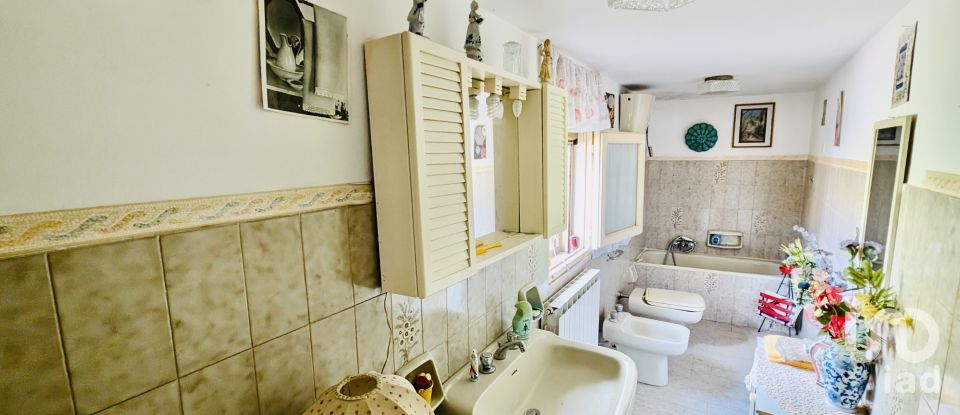 Casa indipendente / Villa 4 locali di 88 m² in Corfinio (67030)