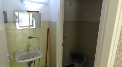 Pareti commerciali di 54 m² in Genova (16144)