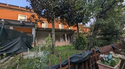 Casa indipendente / Villa 5 locali di 195 m² in Cadelbosco di Sopra (42023)