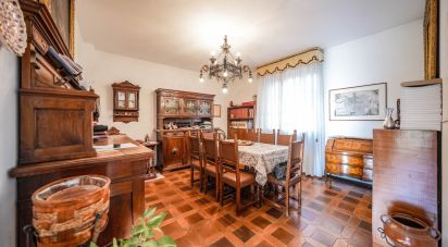 Casa indipendente 7 locali di 193 m² in Massa Fiscaglia (44025)