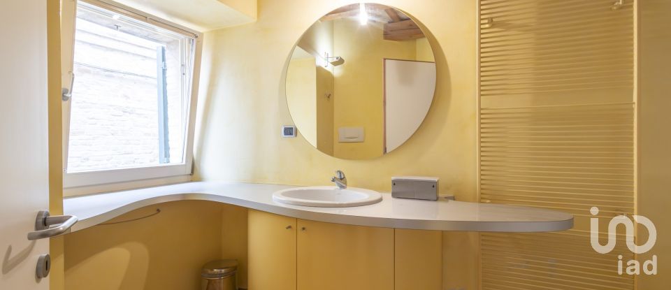 Casa indipendente 7 locali di 400 m² in Civitanova Marche (62012)