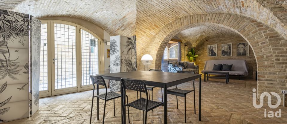 Casa indipendente 7 locali di 400 m² in Civitanova Marche (62012)