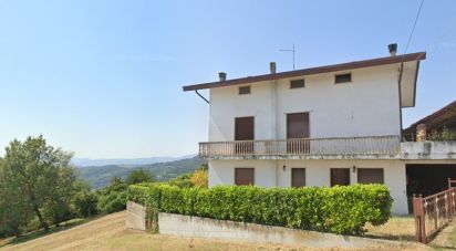 Townhouse 14 rooms of 300 m² in Gambugliano (36050)