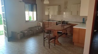 Townhouse 14 rooms of 300 m² in Gambugliano (36050)