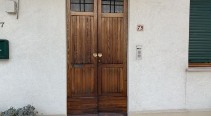 Apartment 7 rooms of 142 m² in Piagge (61038)