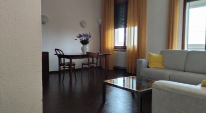 Apartment 7 rooms of 142 m² in Piagge (61038)