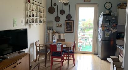 Casale 5 locali di 160 m² in Cannara (06033)