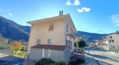Casa indipendente / Villa 10 locali di 240 m² in Germagnano (10070)
