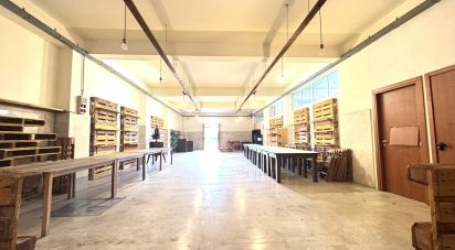 Negozio / locale commerciale di 484 m² in Avola (96012)