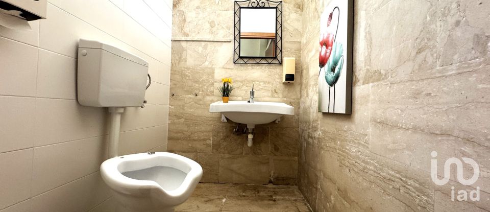 Negozio / locale commerciale di 484 m² in Avola (96012)