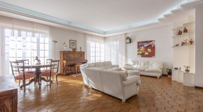 Farm 6 rooms of 460 m² in Monte Urano (63813)