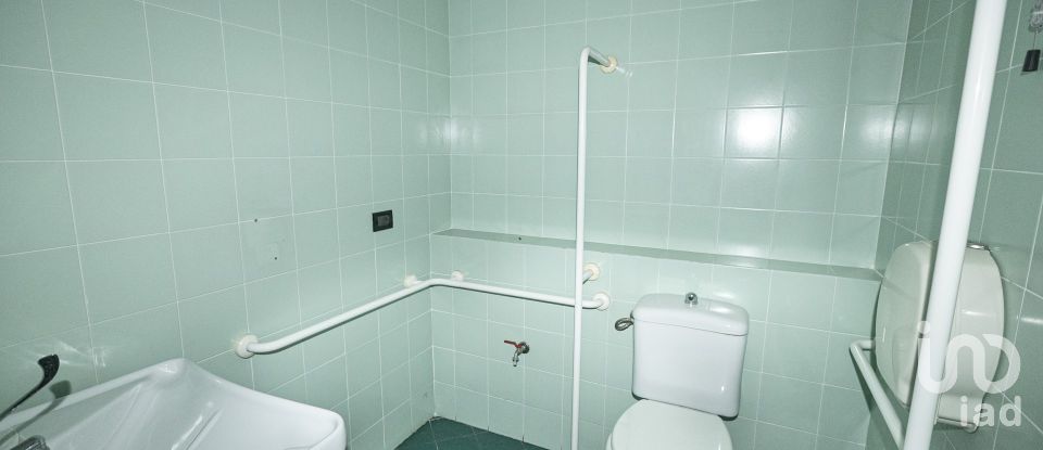 Uffici di 380 m² in Genova (16149)