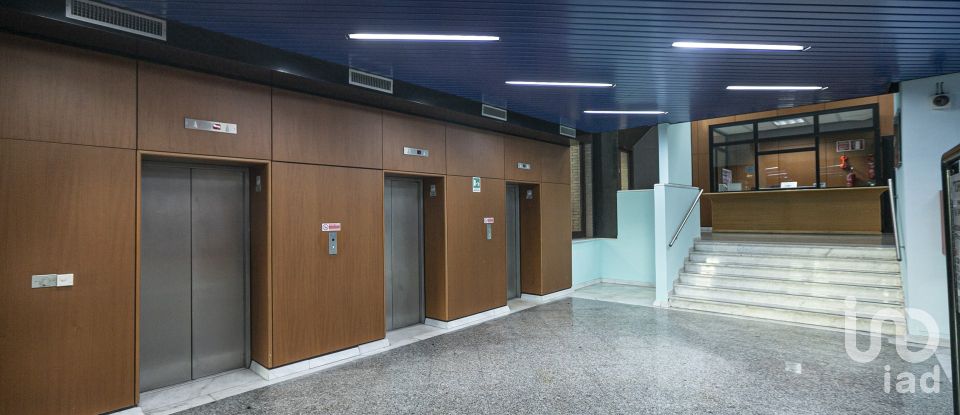 Uffici di 380 m² in Genova (16149)