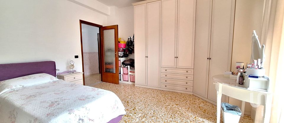 Appartamento 5 locali di 129 m² a Angri (84012)
