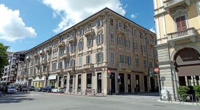 Laboratorio di 144 m² in Alessandria (15121)