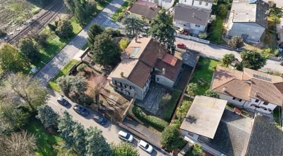 Casa indipendente / Villa 11 locali di 400 m² in Migliarino (44027)