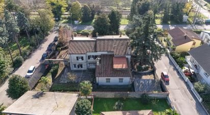 Casa indipendente / Villa 11 locali di 400 m² in Migliarino (44027)