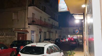 Negozio / locale commerciale di 90 m² in Amantea (87032)