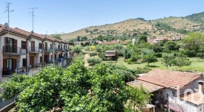 Casale 7 locali di 330 m² in Tivoli (00019)