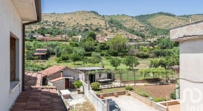 Casale 7 locali di 330 m² in Tivoli (00019)