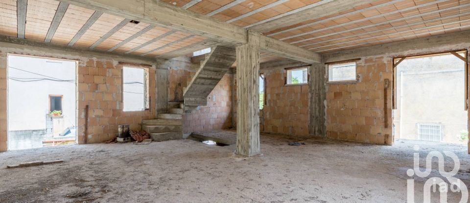 Farm 7 rooms of 330 m² in Tivoli (00019)