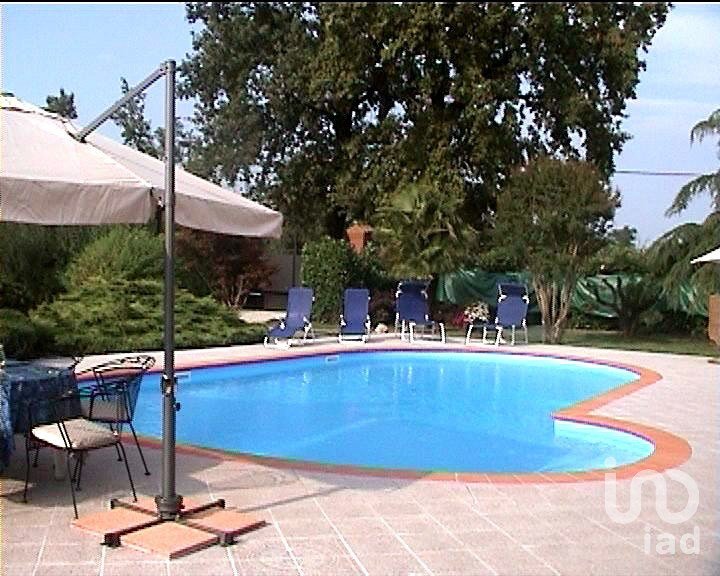 Casa indipendente 9 locali di 965 m² in Borghetto Lodigiano (26812)