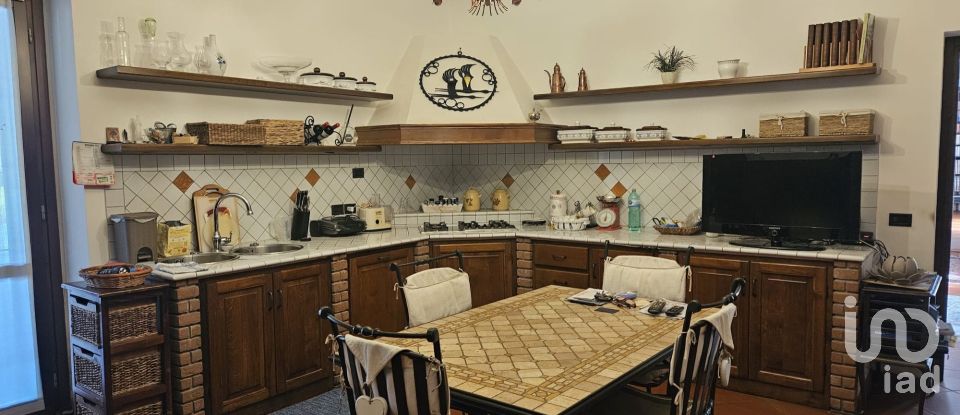 Casa indipendente 9 locali di 965 m² in Borghetto Lodigiano (26812)