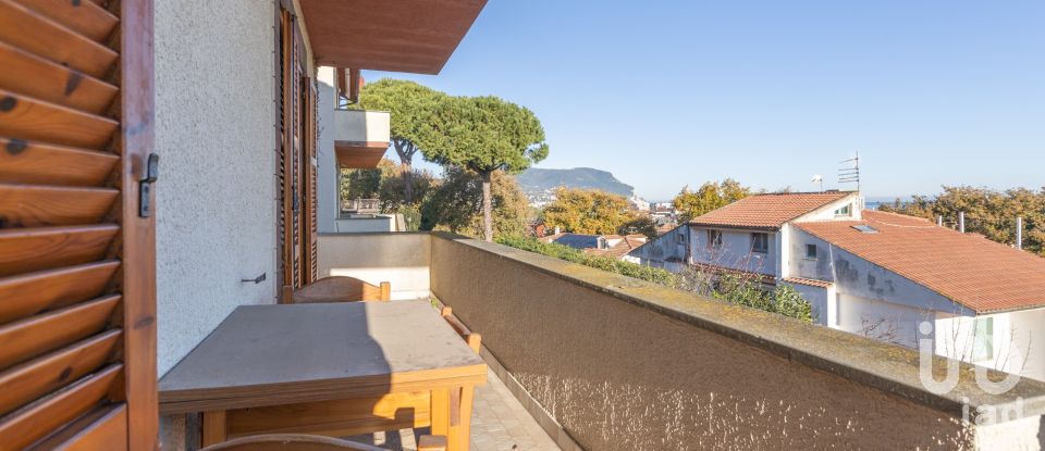 Four-room apartment of 152 m² in Numana (60026)